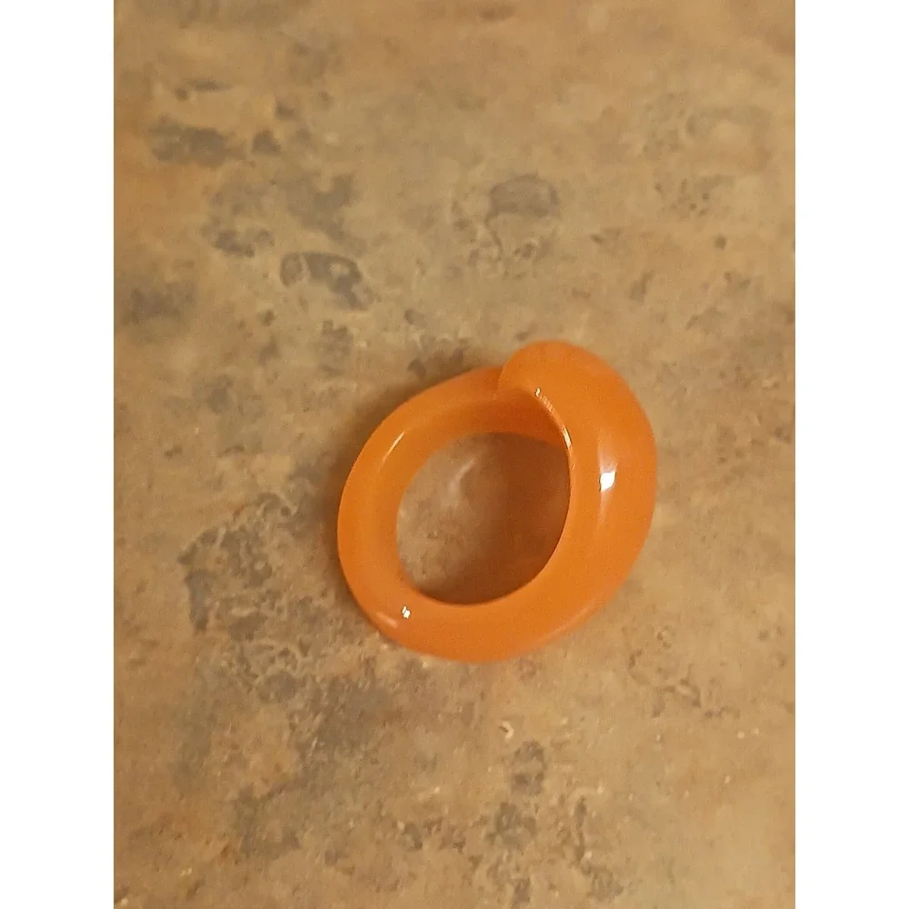 Orange Plastic Ring Size 8 Glows In UV
